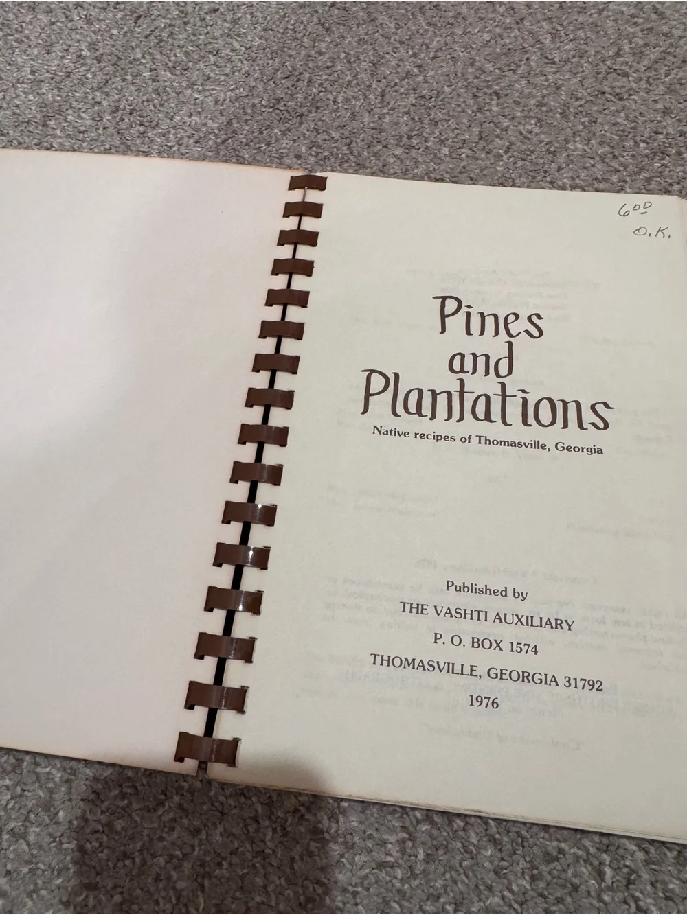 Pines and Plantations Cookbook vintage georgia- Brown & Green Cover